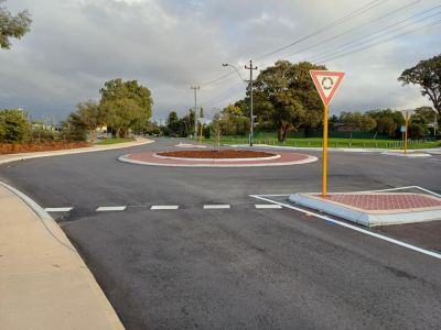Roundabout on Seaforth Avenue